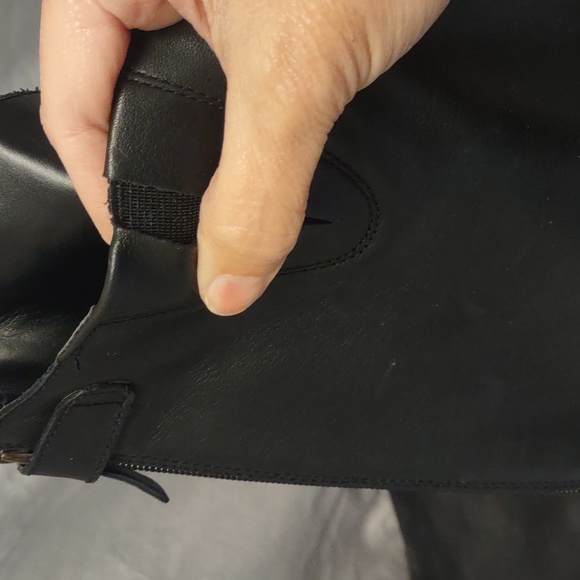 Sam Edelman tall, 100% leather, black, zip up "Penny" boots Size 6.5 Medium - Picture 6 of 16